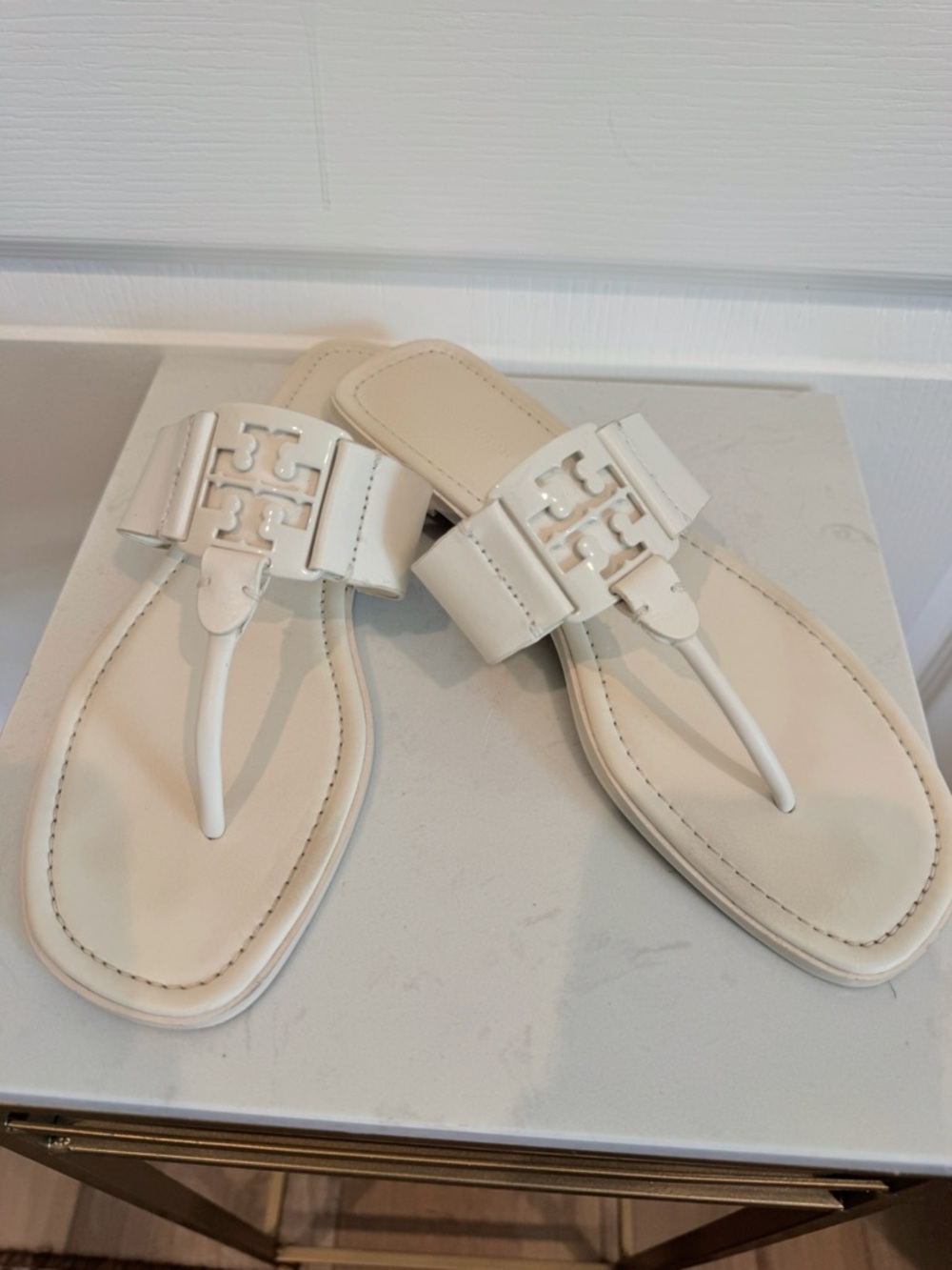 Tory Burch Georgia Leather Logo Thong Sandals